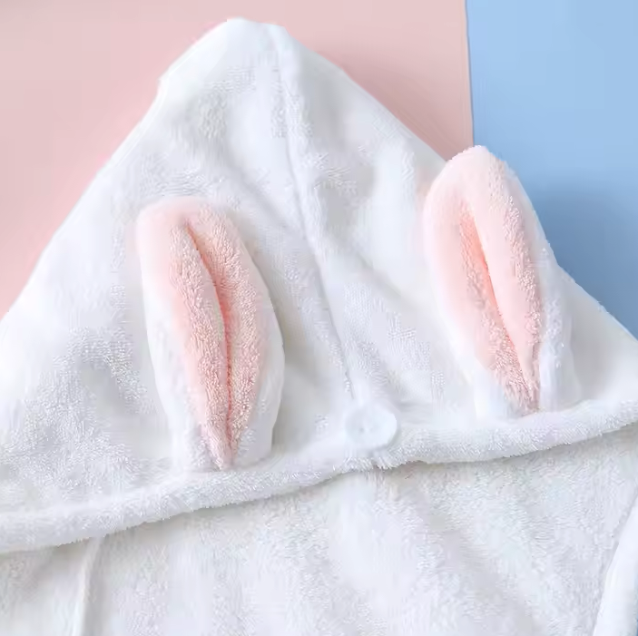 Adorable White Bunny-Themed Microfiber Snuggle Cap Bath Towel for Toddlers & Kids – Fun, Soft, and Lightweight